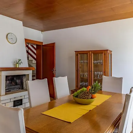 5 Bedroom Awesome In